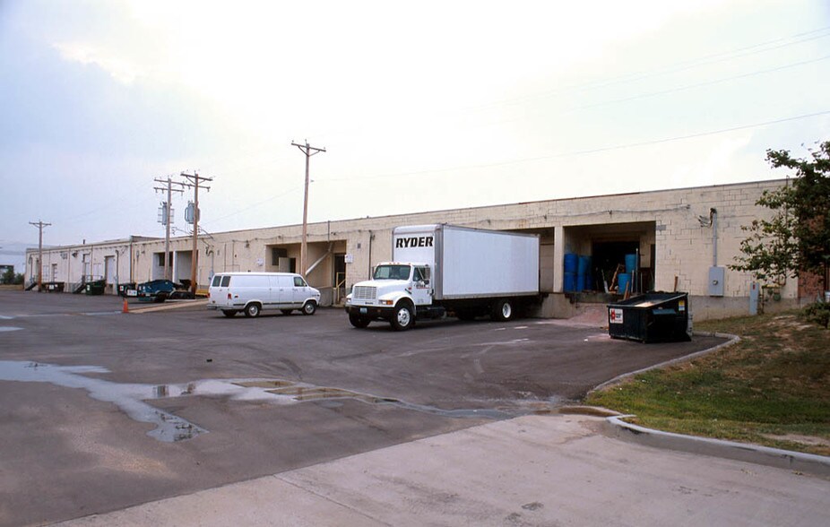 300-318 Axminister Dr, Fenton, MO à vendre - Autre - Image 2 de 3