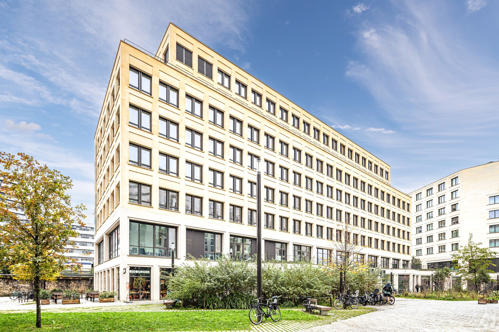 25 Allée Rose Dieng-Kuntz, Paris à louer Photo principale- Image 1 de 45