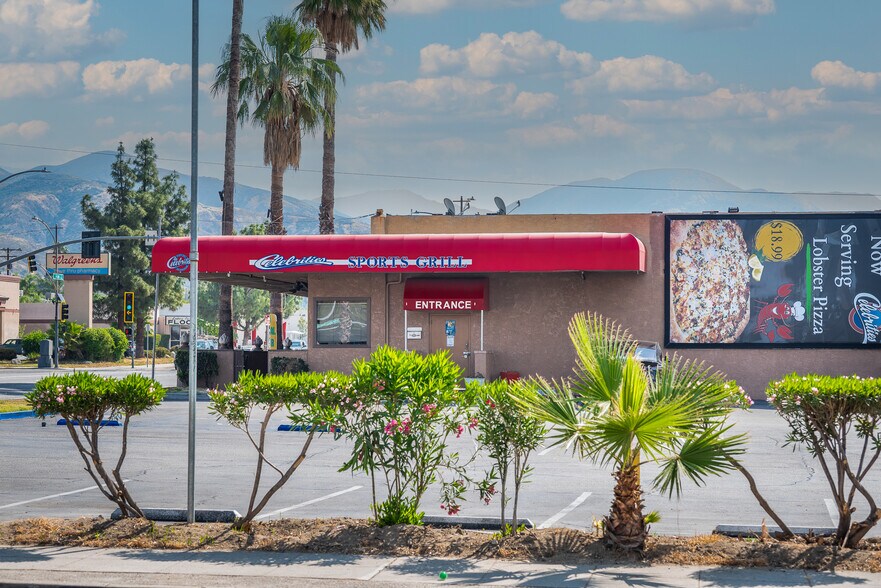 127 W 40th St, San Bernardino, CA à vendre - Photo du bâtiment - Image 3 de 14