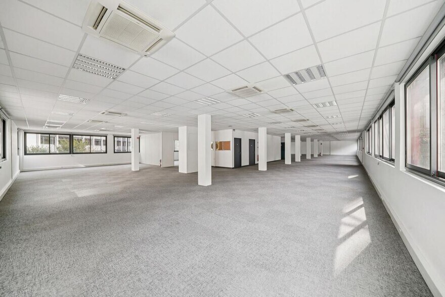 20 Rue Louis Guérin, Villeurbanne for lease - Interior Photo - Image 1 of 13