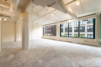 850 W Jackson Blvd, Chicago, IL for lease Interior Photo- Image 2 of 6