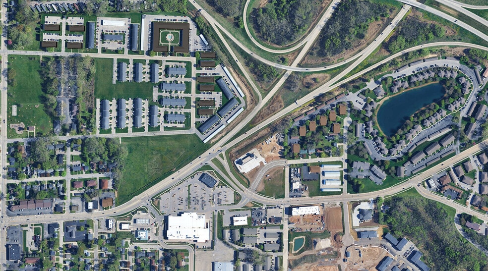 2475/2491 University Ave, Green Bay, WI for lease - Aerial - Image 2 of 5