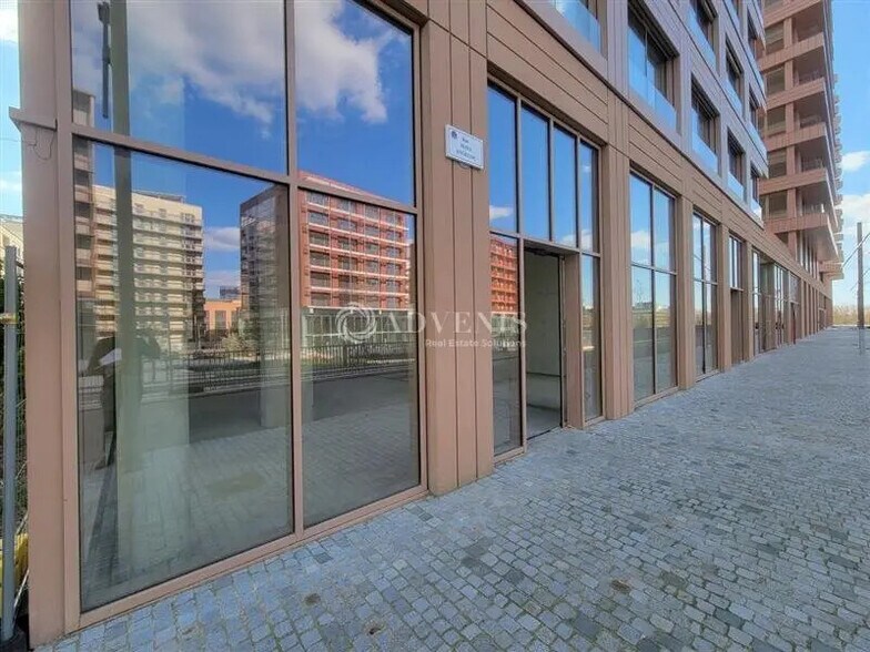 Commerce de détail dans Saint-Ouen-sur-Seine à louer - Photo du bâtiment - Image 2 de 9