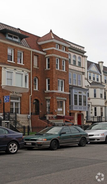 1326 Park Rd NW, Washington, DC à louer - Photo du bâtiment - Image 2 de 2