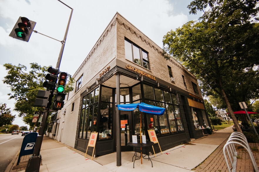 1342 Thomas Ave, Saint Paul, MN for lease - Building Photo - Image 1 of 4