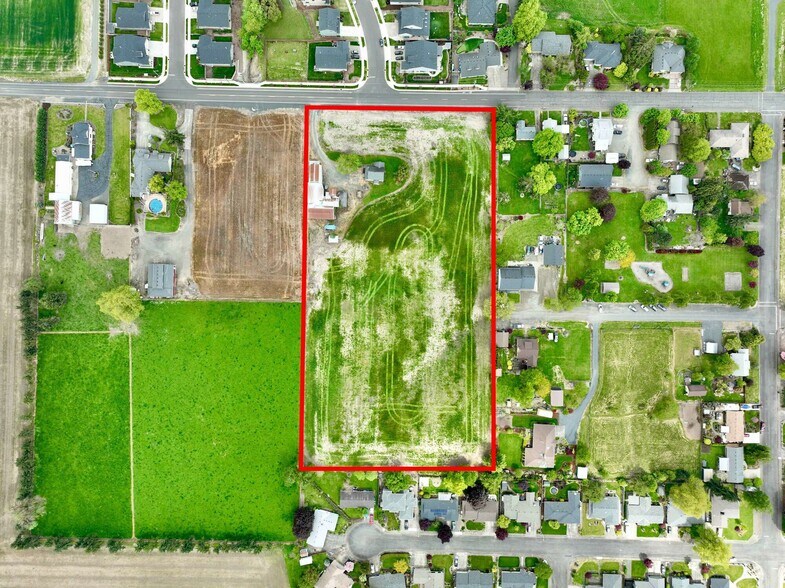 12374 W Church Rd NE, Mount Angel, OR à vendre - Aérien - Image 2 de 3