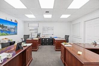 179 N Broad St, Milford, CT à louer Photo intérieure- Image 1 de 9