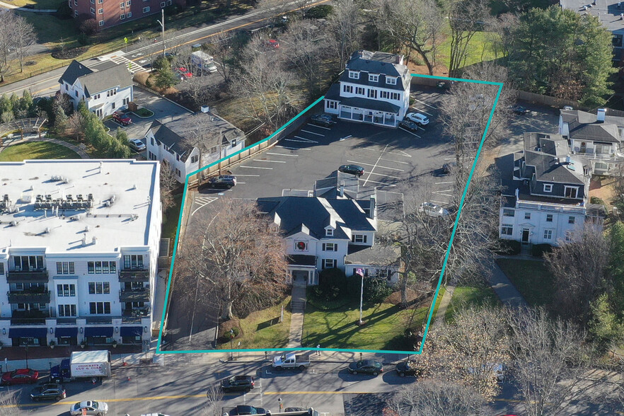 592 Washington St, Wellesley, MA for sale - Aerial - Image 1 of 1