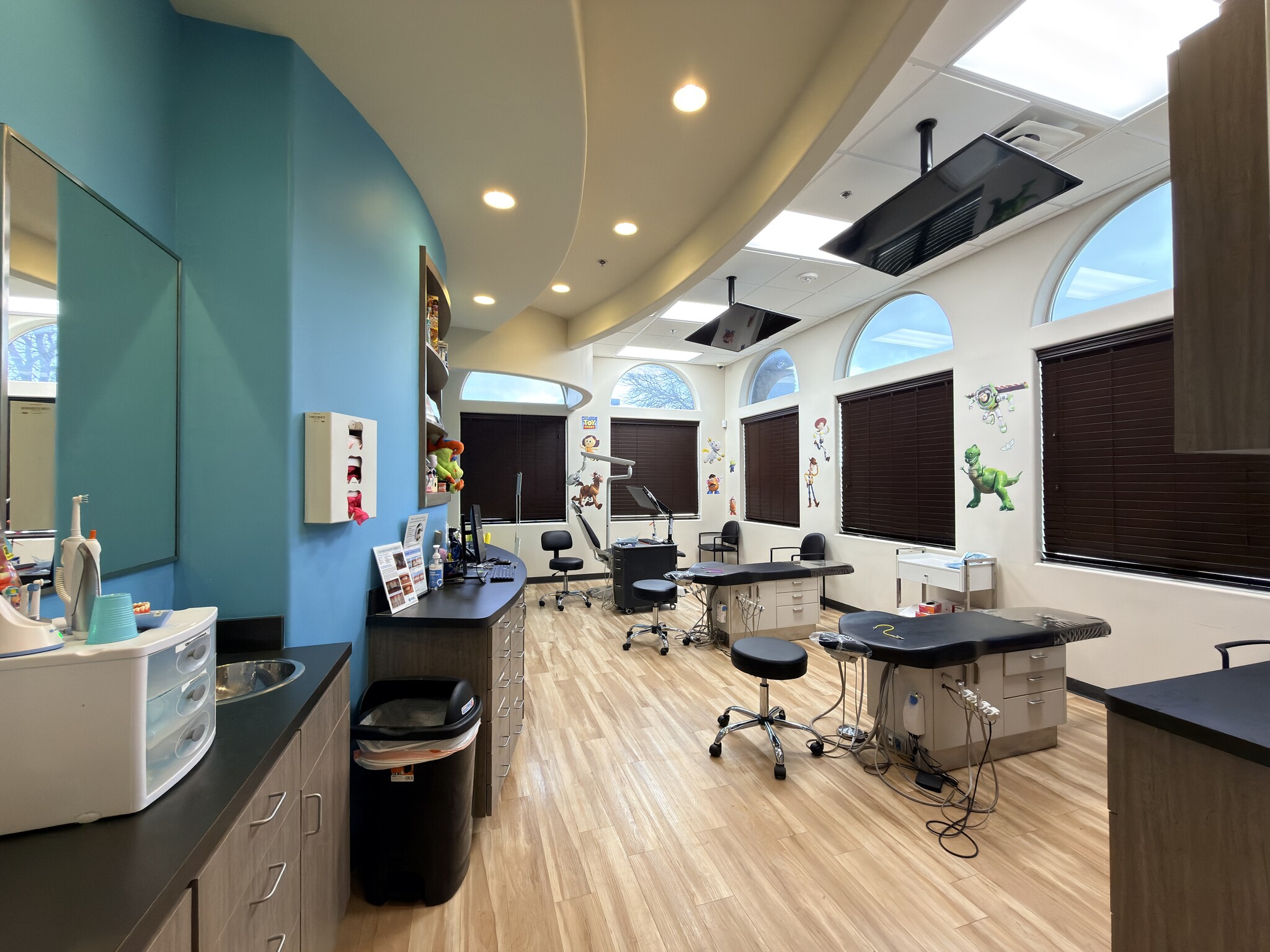 4865 Hedgcoxe Rd, Plano, TX for lease Interior Photo- Image 1 of 9