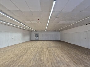 10 Market St, Wirral for lease Interior Photo- Image 2 of 2
