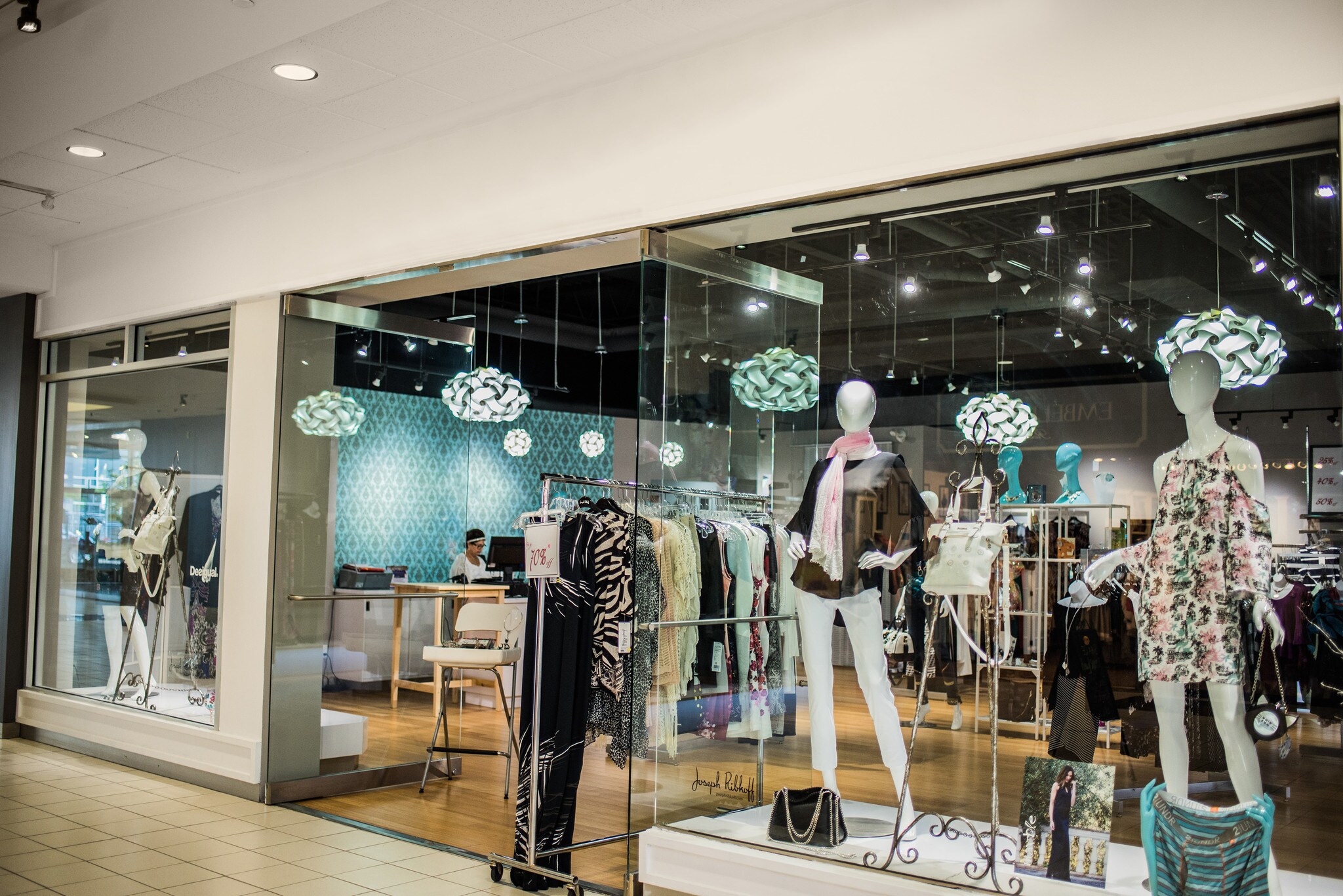 75 King St S, Waterloo, ON à vendre Photo intérieure- Image 1 de 1