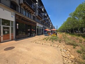 661 Auburn Ave NE, Atlanta, GA for lease Interior Photo- Image 2 of 6