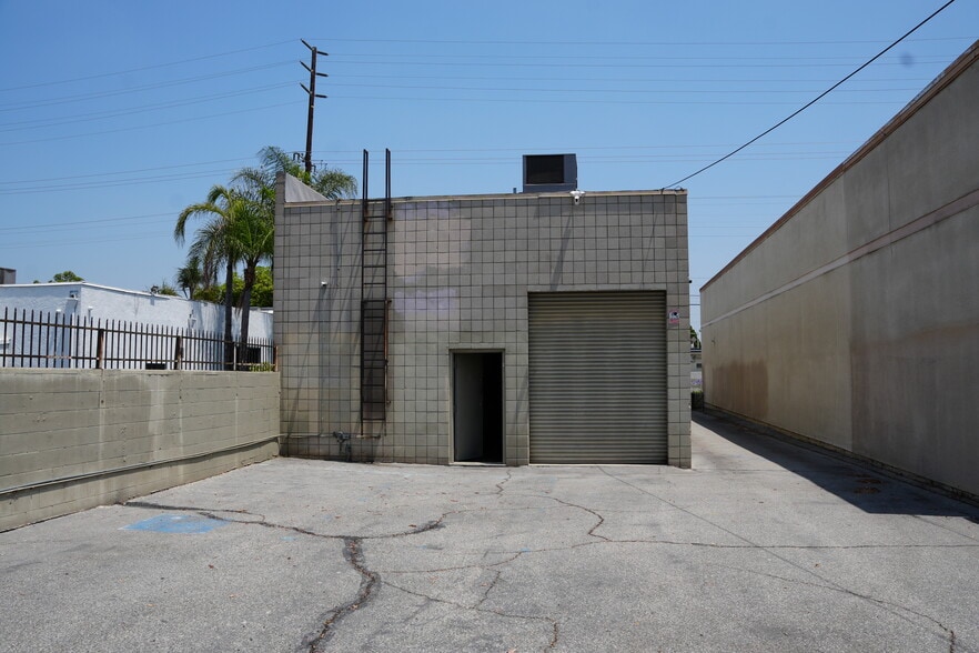 11841 S Downey Ave, Downey, CA for sale - Building Photo - Image 3 of 12