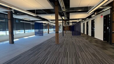 801 S 60th St, West Allis, WI for lease Building Photo- Image 2 of 5