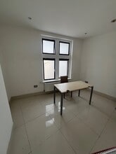 234-236 Whitechapel Rd, London for lease Interior Photo- Image 2 of 13