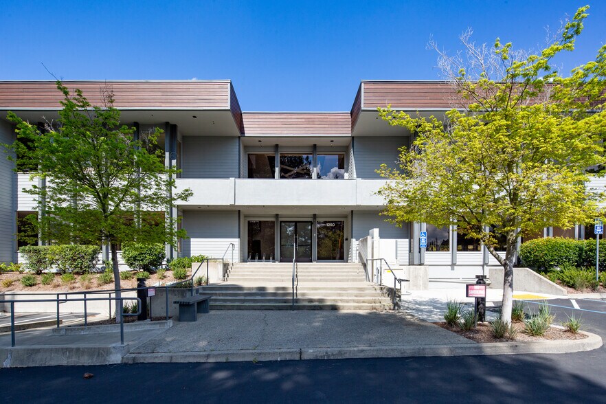 1250 Montego Way, Walnut Creek, CA à vendre - Photo du bâtiment - Image 2 de 12