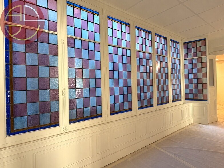 Office in Toulouse for lease - Interior Photo - Image 2 of 6