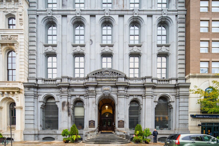 421 Chestnut St, Philadelphia, PA à louer - Photo du bâtiment - Image 3 de 5