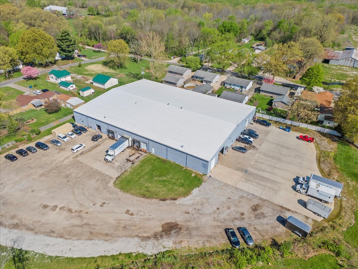 3925 N Peoria Rd, Springfield, IL for lease Building Photo- Image 1 of 19