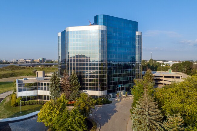 Plus de détails pour 60 Columbia Way, Markham, ON - Bureau à louer