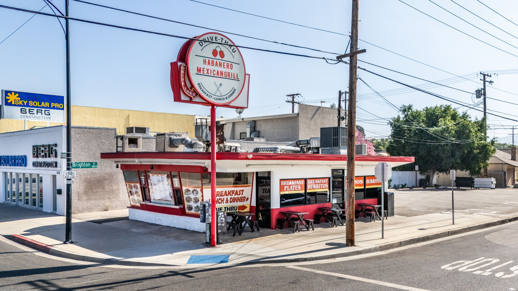 2320 W Victory Blvd, Burbank, CA for sale Building Photo- Image 1 of 14