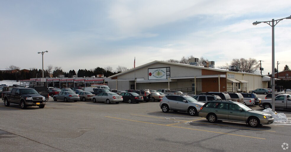 2501-2537 Putty Hill Ave, Parkville, MD for lease - Primary Photo - Image 1 of 4