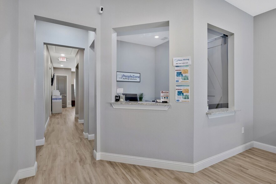 7720 Rufe Snow Dr, Fort Worth, TX à vendre - Photo intérieure - Image 3 de 4