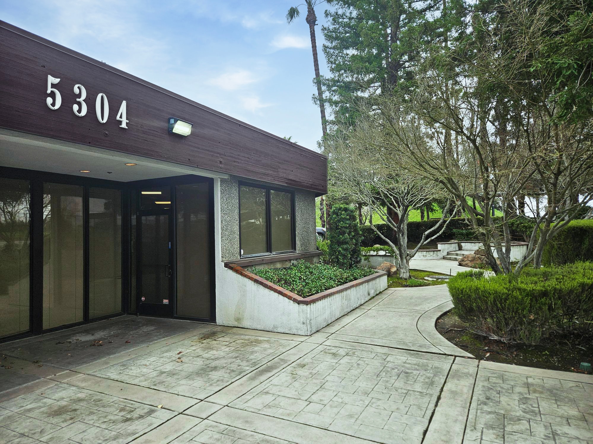 5304 Roseville Rd, North Highlands, CA for lease Primary Photo- Image 1 of 12