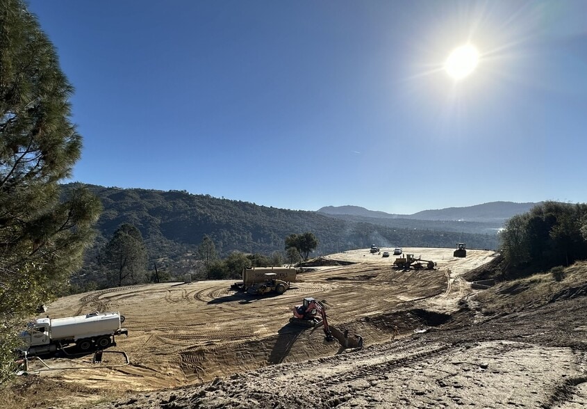 49551 Bay Leaf ln, Oakhurst, CA for sale - Primary Photo - Image 1 of 19