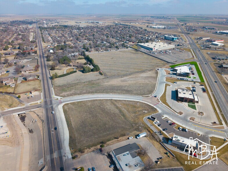 2010 Harding Ave, Garden City, KS à vendre - Aérien - Image 2 de 2