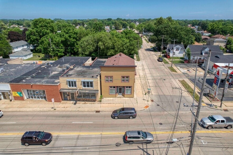 3401 Douglas Ave, Racine, WI for sale - Building Photo - Image 1 of 16
