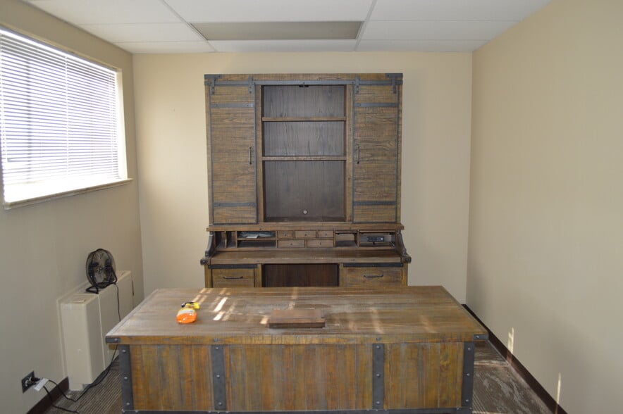 1100 W Littleton Blvd, Littleton, CO for sale - Building Photo - Image 3 of 15