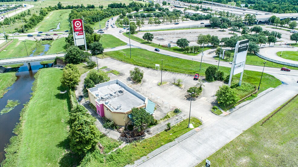 20745 US 59 N, Humble, TX à vendre - Photo du bâtiment - Image 2 de 5