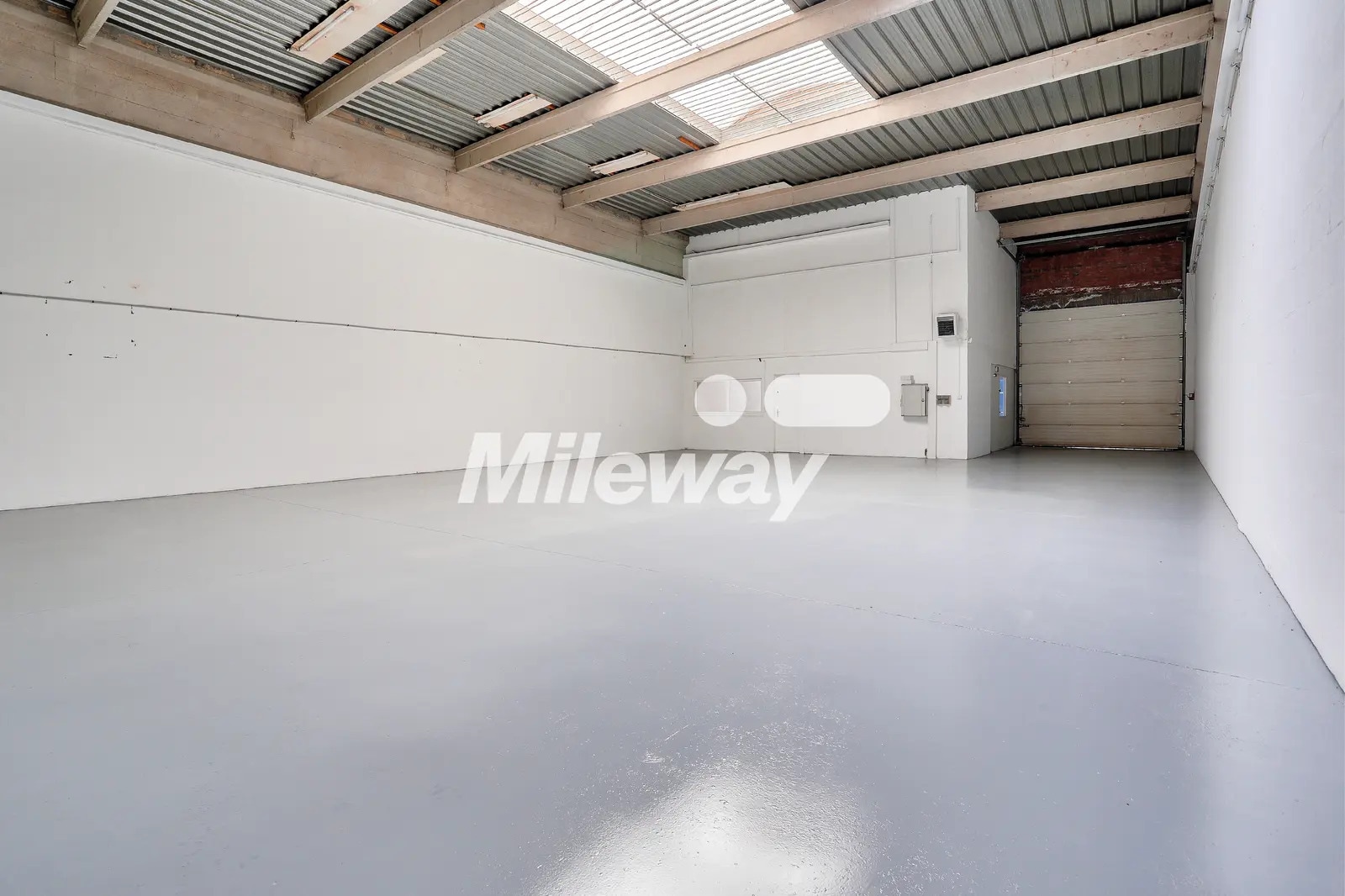 21 Avenue De La Mare, SAINT-OUEN-L'AUMONE for lease Building Photo- Image 1 of 11