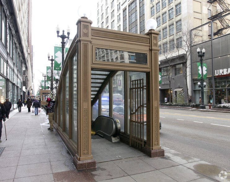 2 S State St, Chicago, IL for lease - Building Photo - Image 3 of 6
