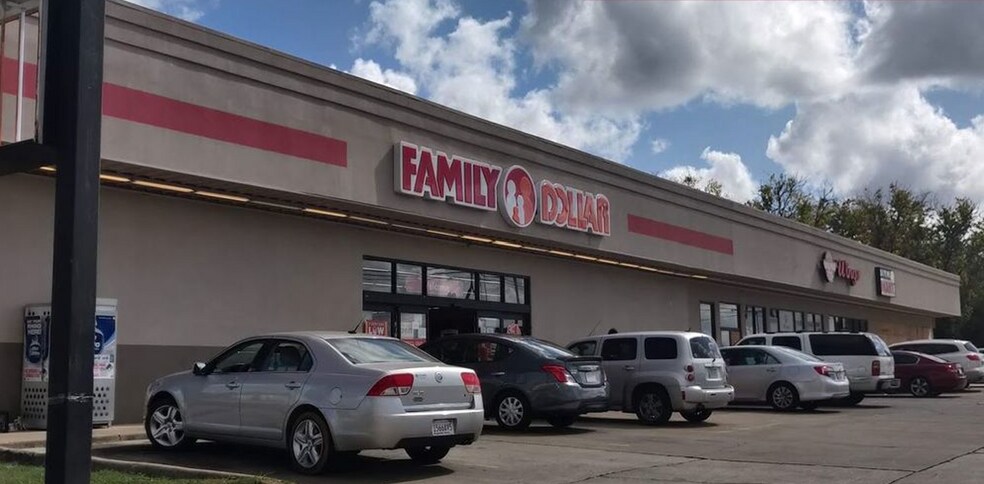 4949 Mobile Hwy, Montgomery, AL à louer - Photo du bâtiment - Image 2 de 2