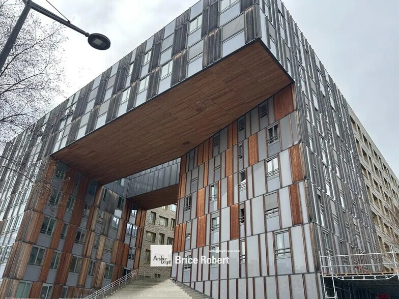 59 Rue Denuzière, Lyon à louer - Photo du bâtiment - Image 2 de 9