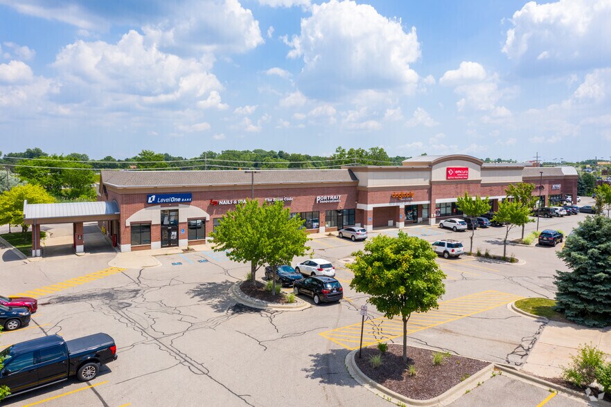 20420-20580 Haggerty Rd, Northville, MI à louer - Photo du bâtiment - Image 3 de 14