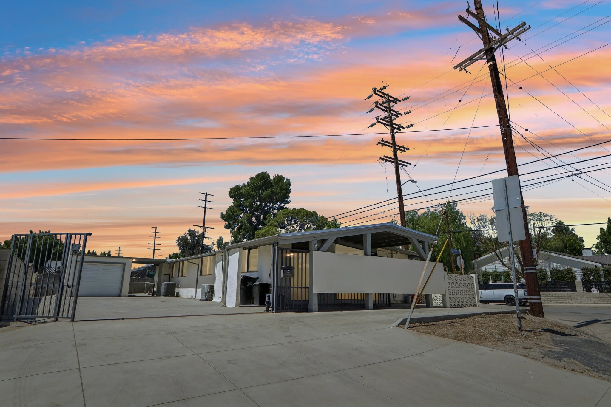 11100 Sheldon St, Sun Valley, CA for sale Primary Photo- Image 1 of 31