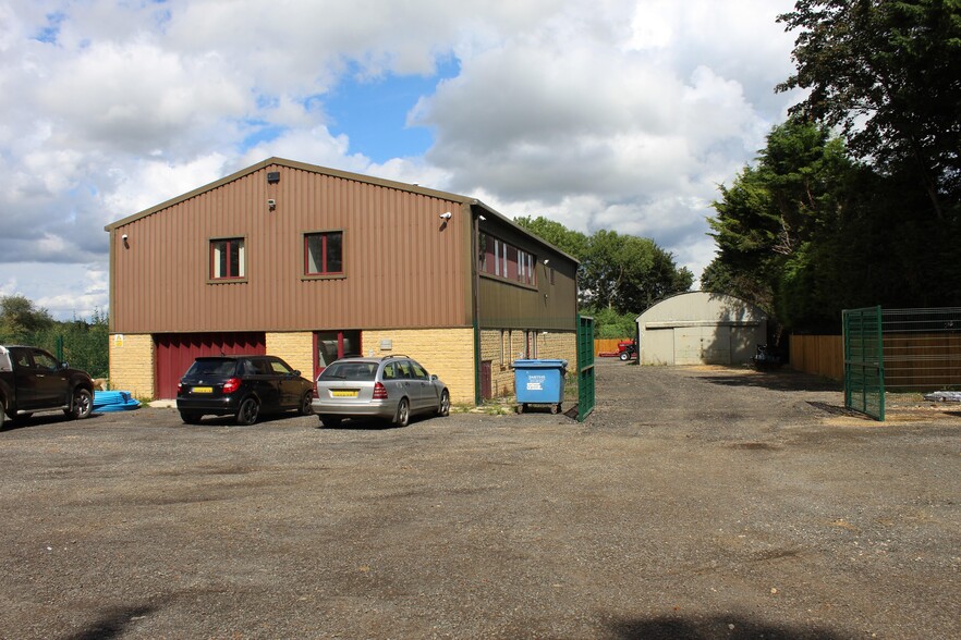 Fosseway, Lower Slaughter for lease - Building Photo - Image 1 of 4