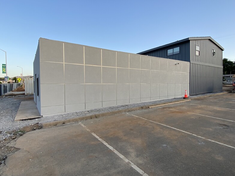 4656 Front St, Shasta Lake, CA for lease - Building Photo - Image 3 of 5