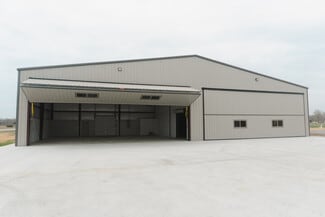 Plus de détails pour 807 William Northern Blvd, Tullahoma, TN - Spécialité à vendre