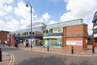 Plus de détails pour Angel Walk, Tonbridge - Commerce de détail à louer