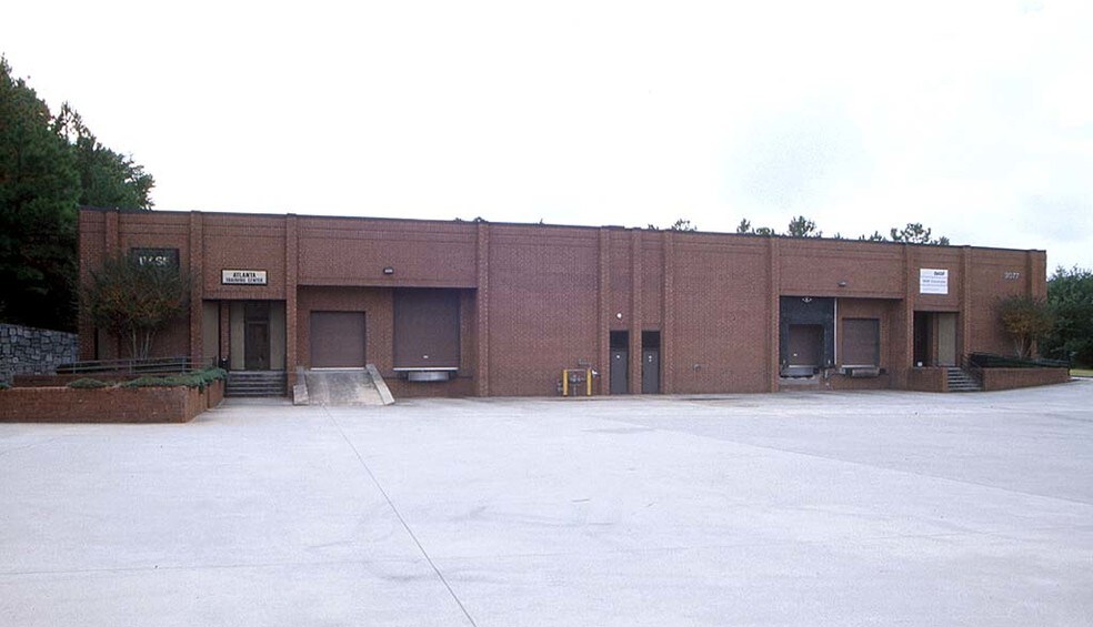 3077 Oakcliff Industrial St, Doraville, GA à louer - Photo du bâtiment - Image 1 de 3