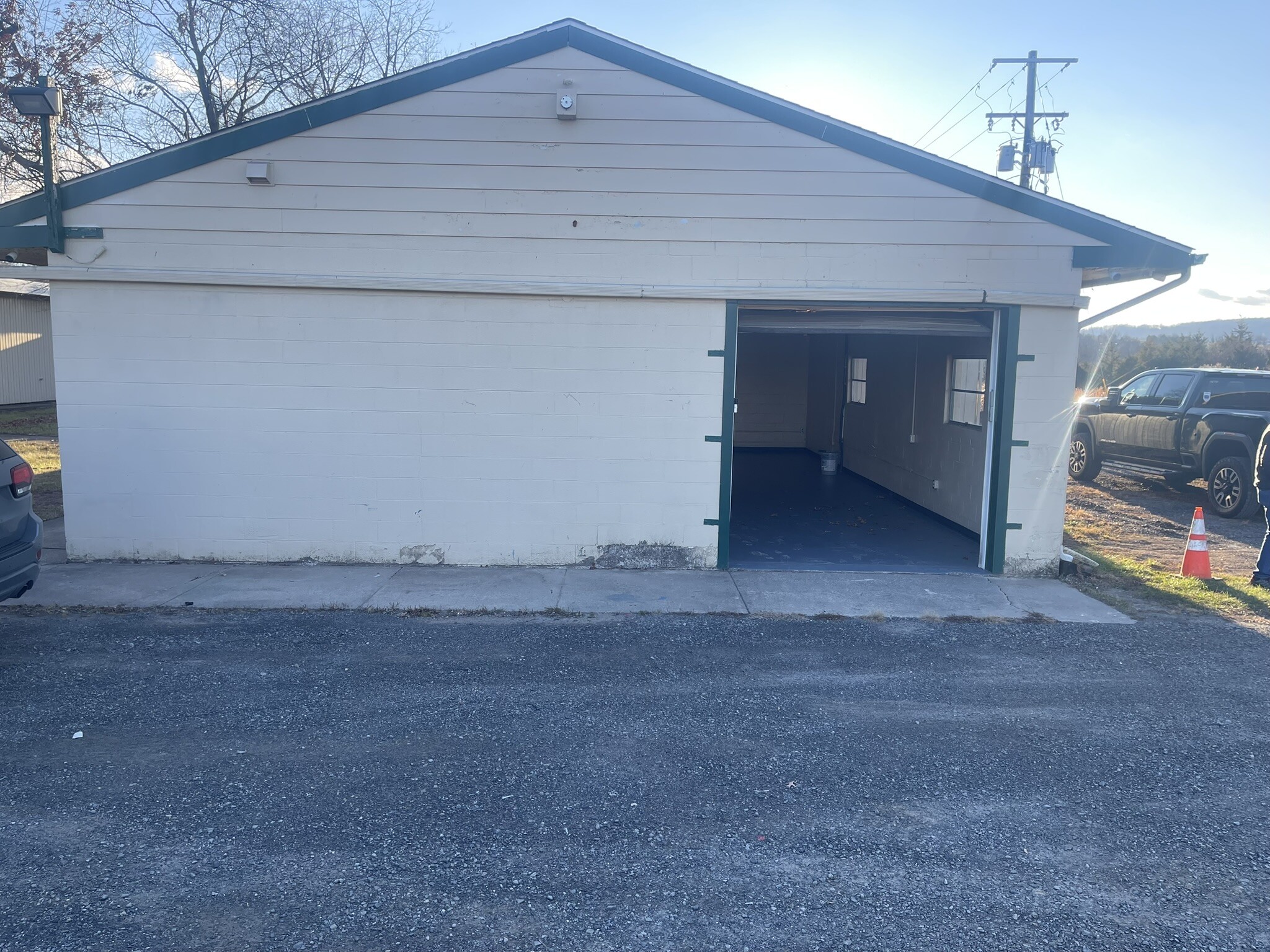 1904 Tollgate Rd, Palm, PA for lease Building Photo- Image 1 of 16