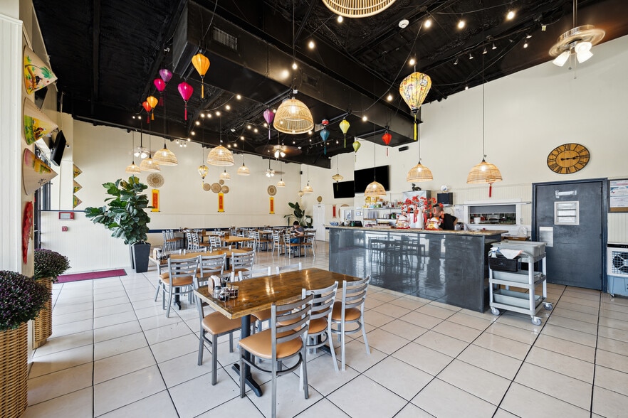 13734 State Highway 249, Houston, TX à vendre - Photo intérieure - Image 3 de 13