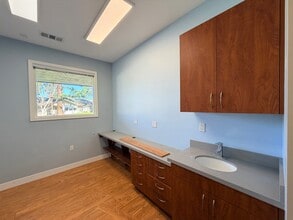 877 W Fremont Ave, Sunnyvale, CA à louer Photo intérieure- Image 2 de 4