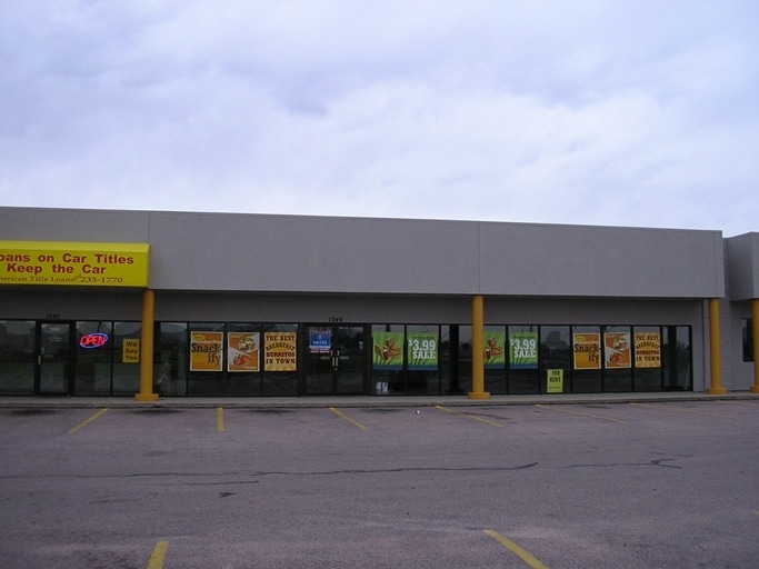 1244 River Dr, North Sioux City, SD for lease - Primary Photo - Image 1 of 1