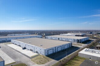 620 Darling Dr, Vernon Hills, IL - AERIAL map view