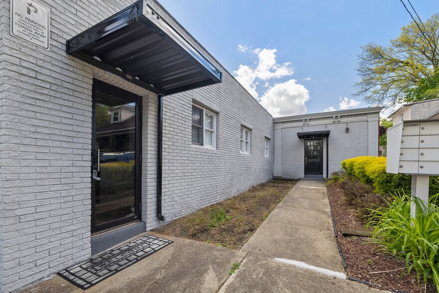 47 Maple Ave, Flemington, NJ à louer - Photo du bâtiment - Image 2 de 52